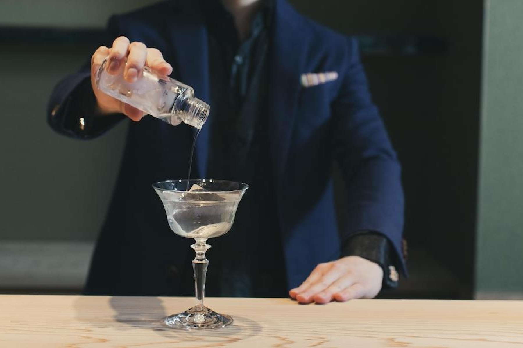 アートホテルに週末のみのバーがオープン！
バーテンダーは上海・シンガポールから凱旋帰国。＜前編＞