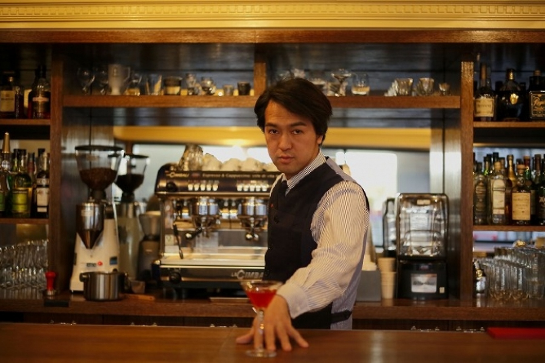 トップバリスタとして、
トップバールマンとして。
＜前編＞
