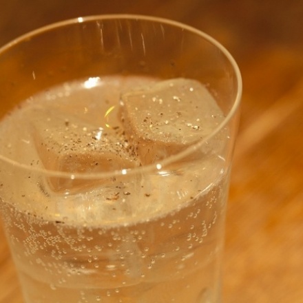 アスパラ・ベーコン・ジン＆ソニック