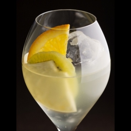 旬果実のグラッパサングリア