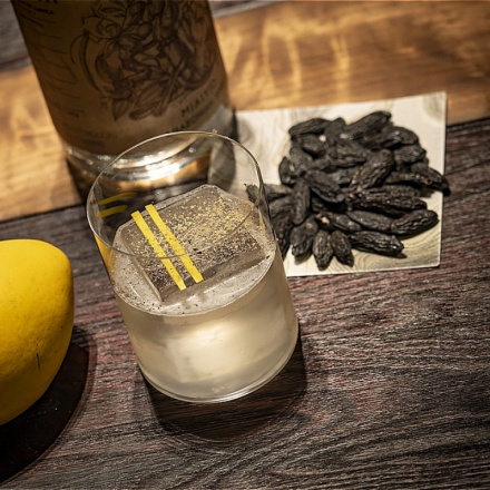 アマゾニアンスピリッツ – カリン – トンカビーンズ