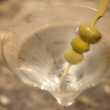 ウォッカ・クラシック・ダーティー・マティーニ